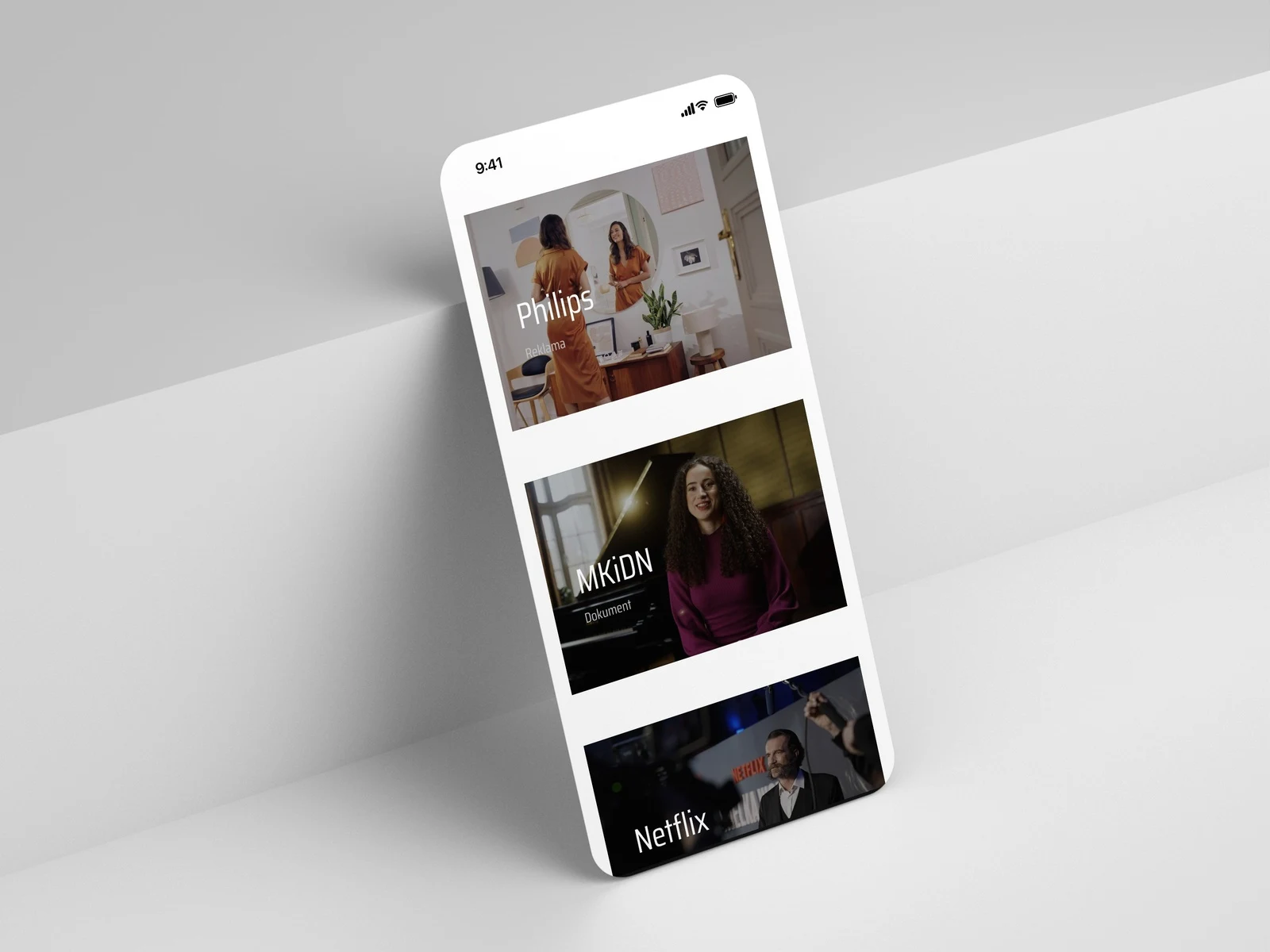 Kacper Sidło — kafelki realizacji w portfolio na iPhonie