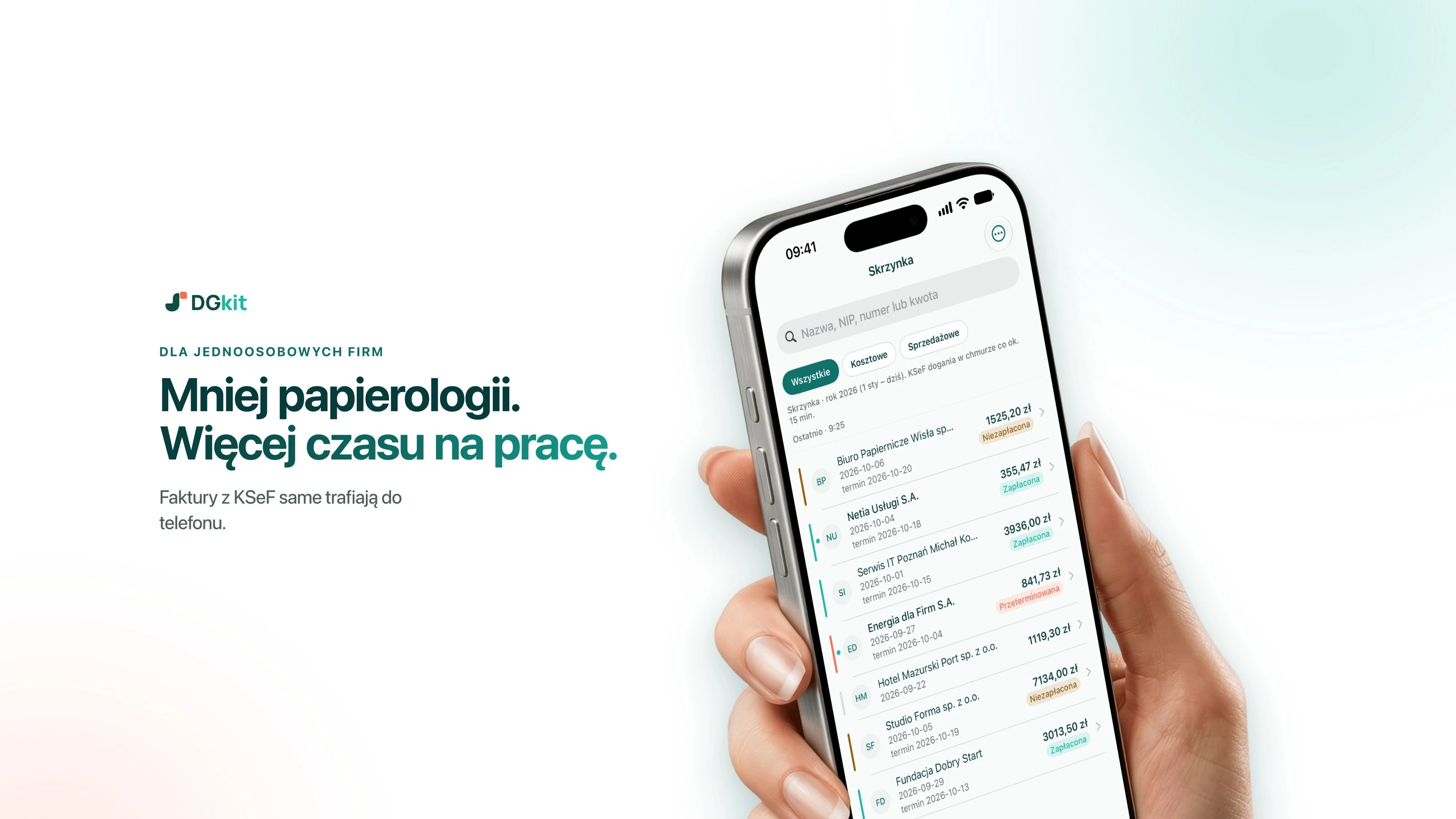 JDGkit — iPhone w dłoni ze skrzynką faktur z KSeF i hasłem „Mniej papierologii. Więcej czasu na pracę”